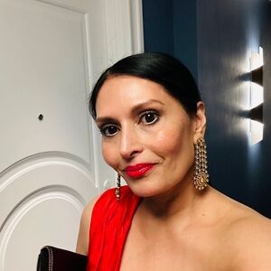 Meet your Posher, Devangini